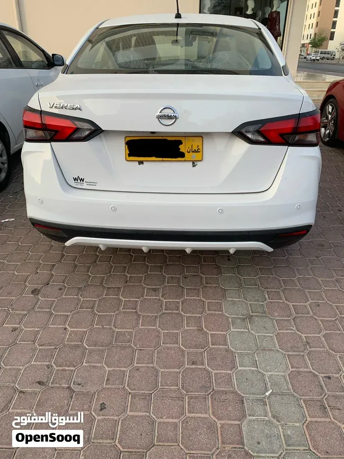 Nissan Versa 2021 photo 4