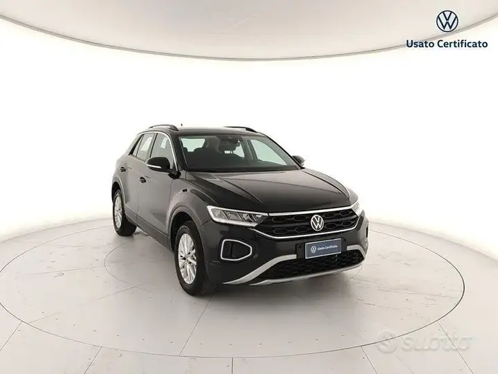 Volkswagen T-Roc 2024 photo 3