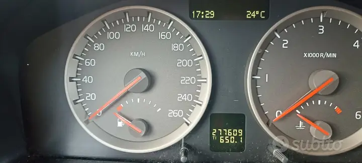 Volvo V50 2005 photo 2