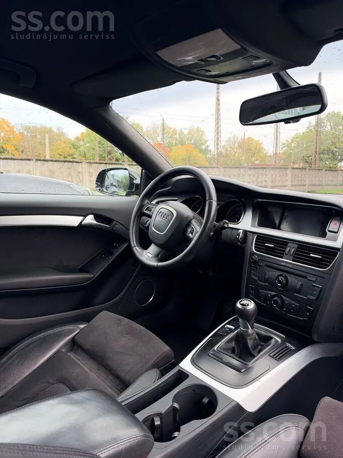 Audi A5 2011 photo 5