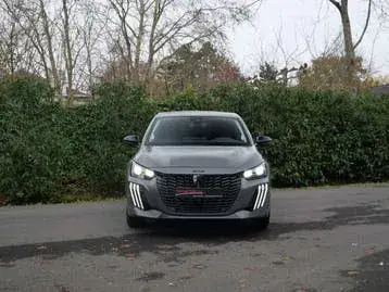 Peugeot 208 2024 photo 2