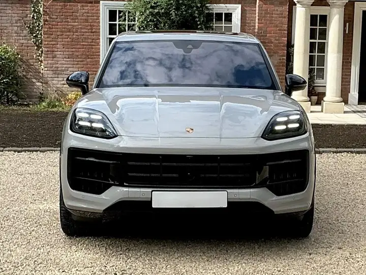 Porsche Cayenne 2024 photo 3