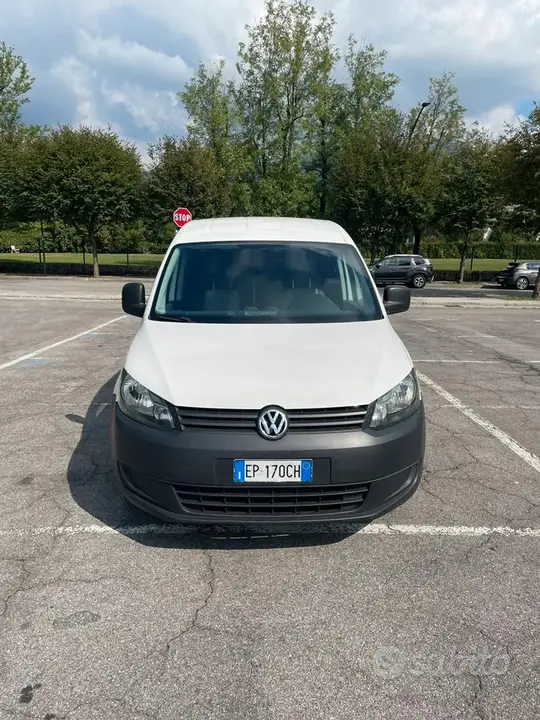 Volkswagen Caddy 2013 photo 2