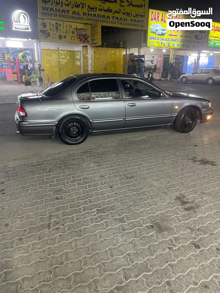 Nissan Maxima 1998 photo 2