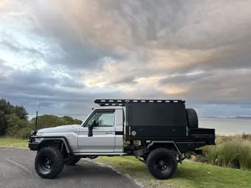 Toyota Land Cruiser 2009 photo 3