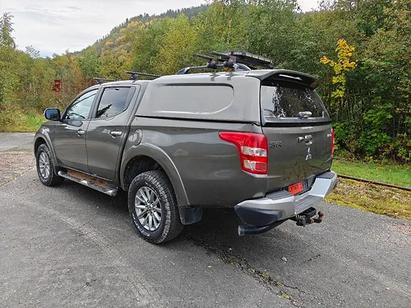 Mitsubishi L200 2016 photo 4