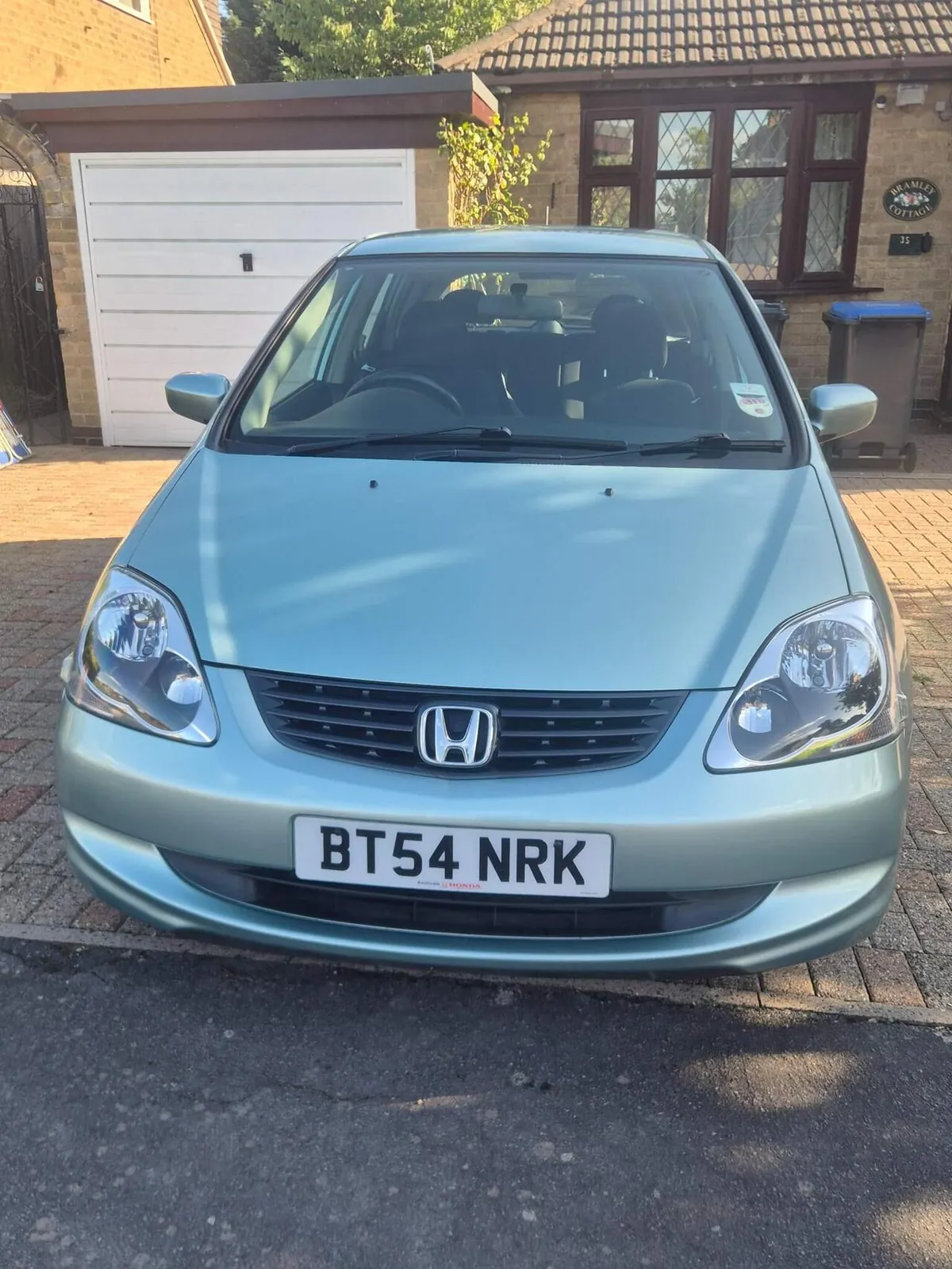 Honda Civic 2004 photo 2