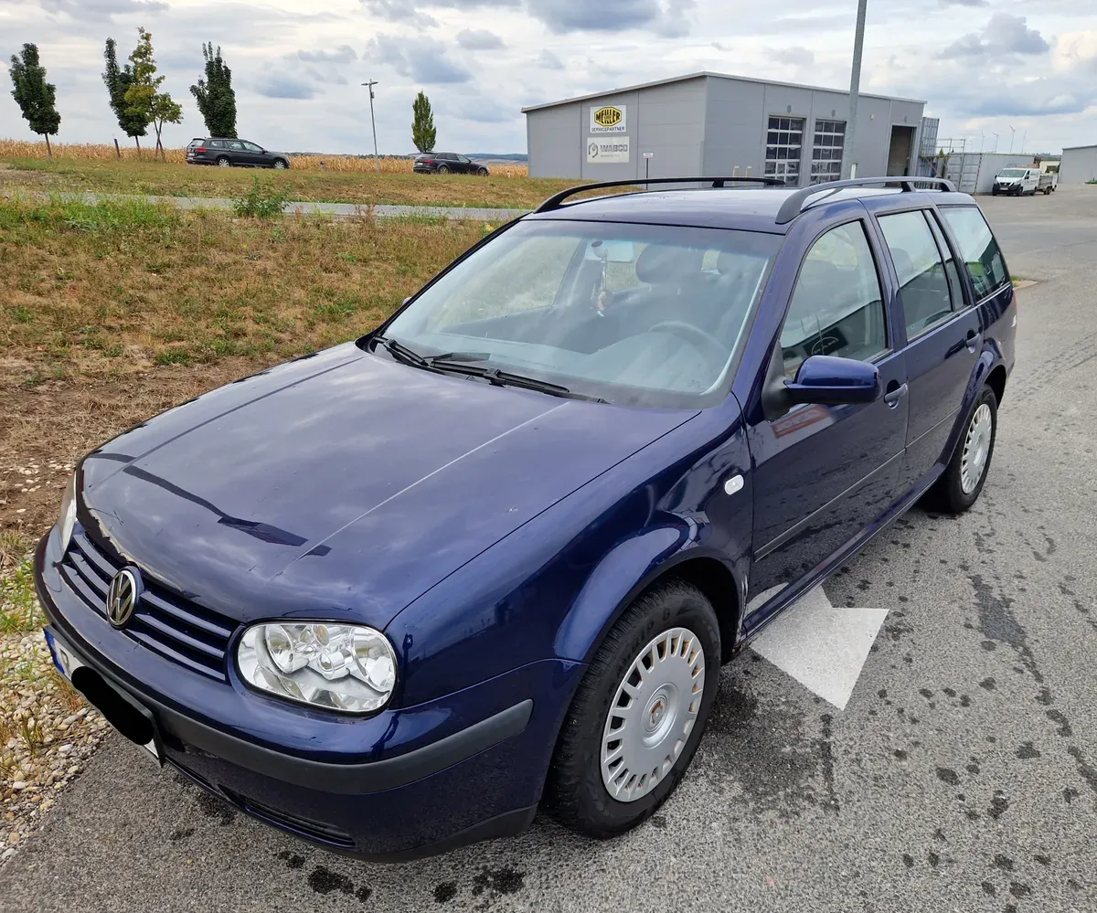 Volkswagen Golf 2004 photo 2