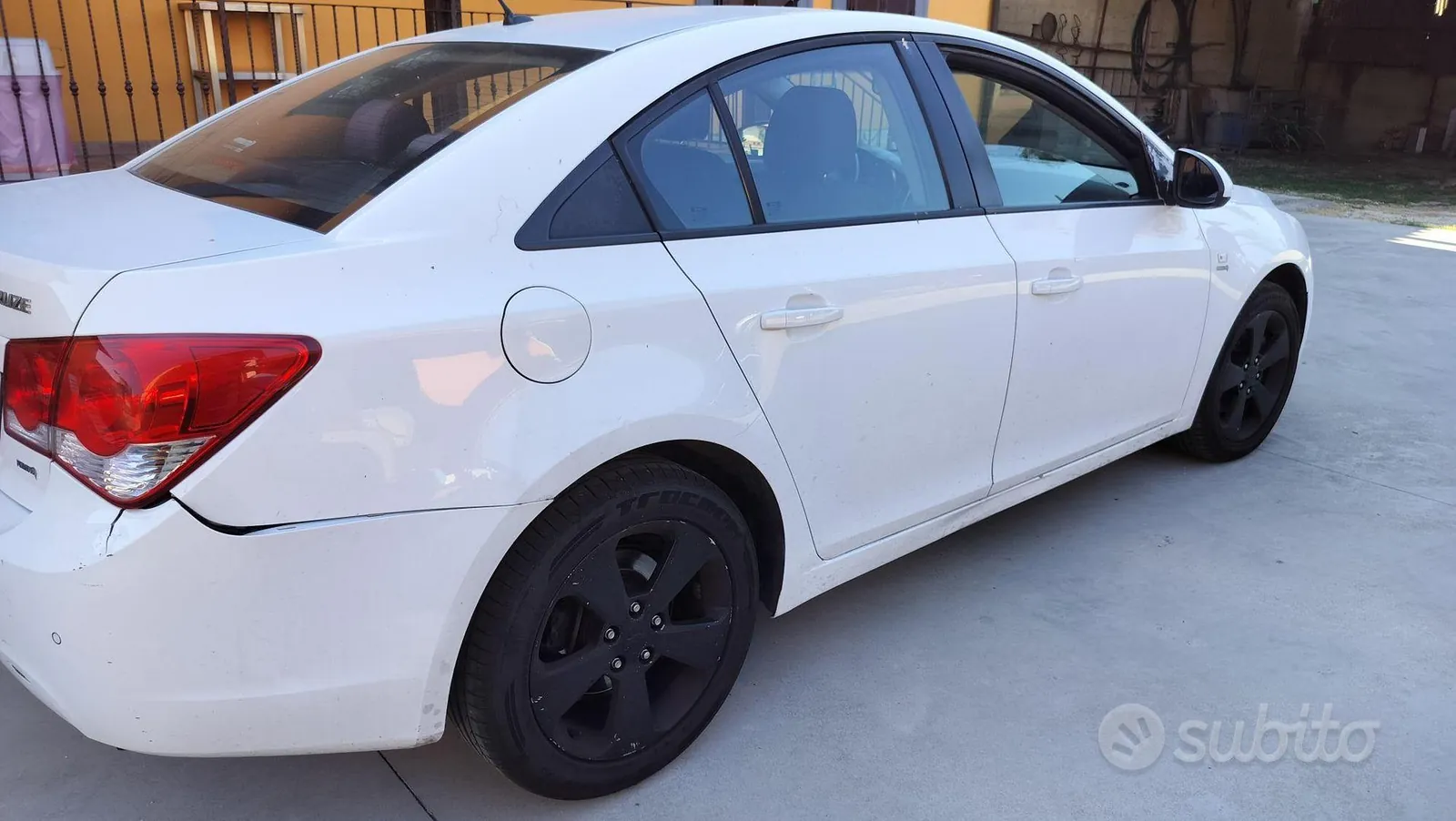 Chevrolet Cruze 2012 photo 3