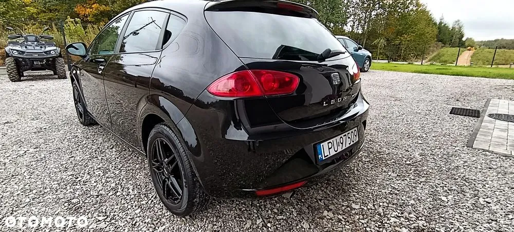 Seat Leon 2010 photo 4