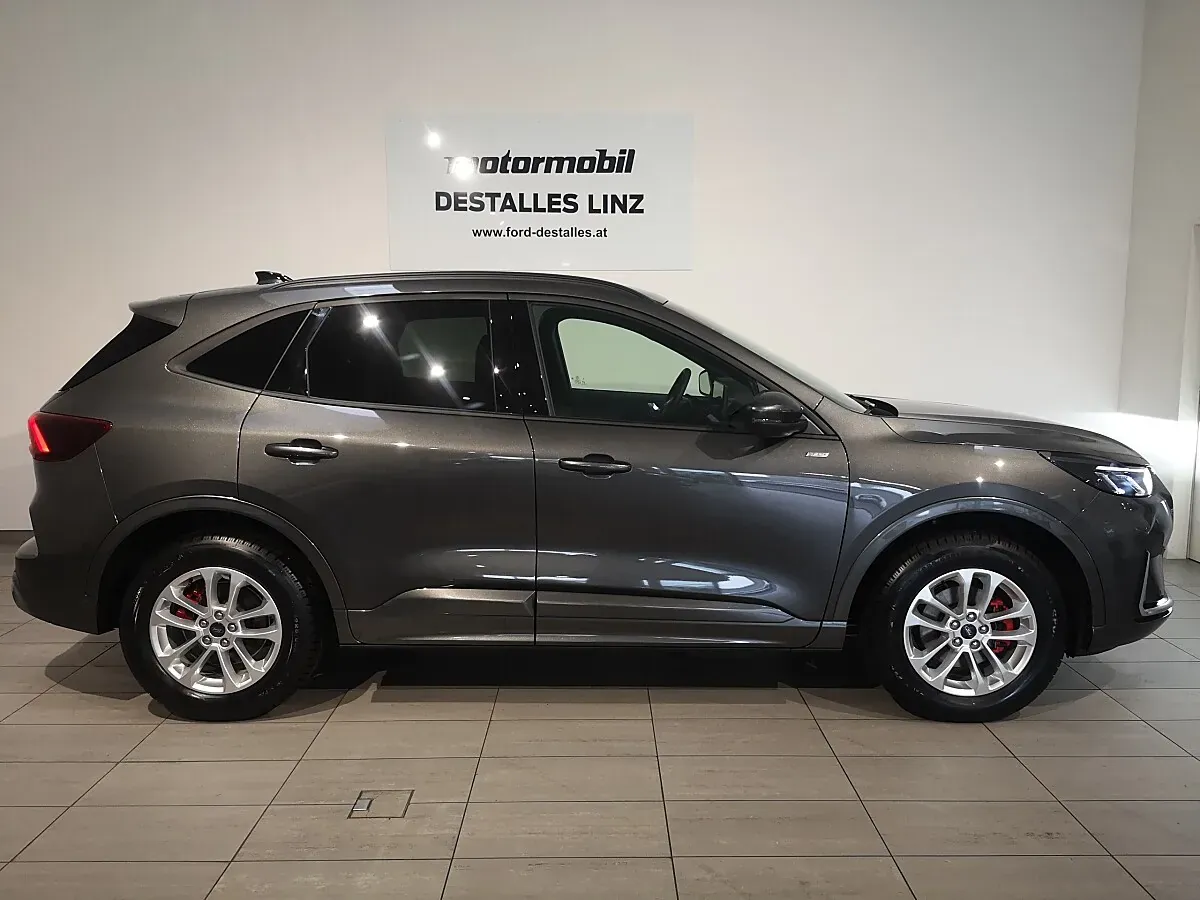 Ford Kuga 2025 photo 3