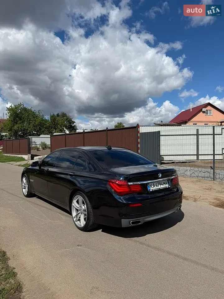 BMW 7 Series 2013 photo 3