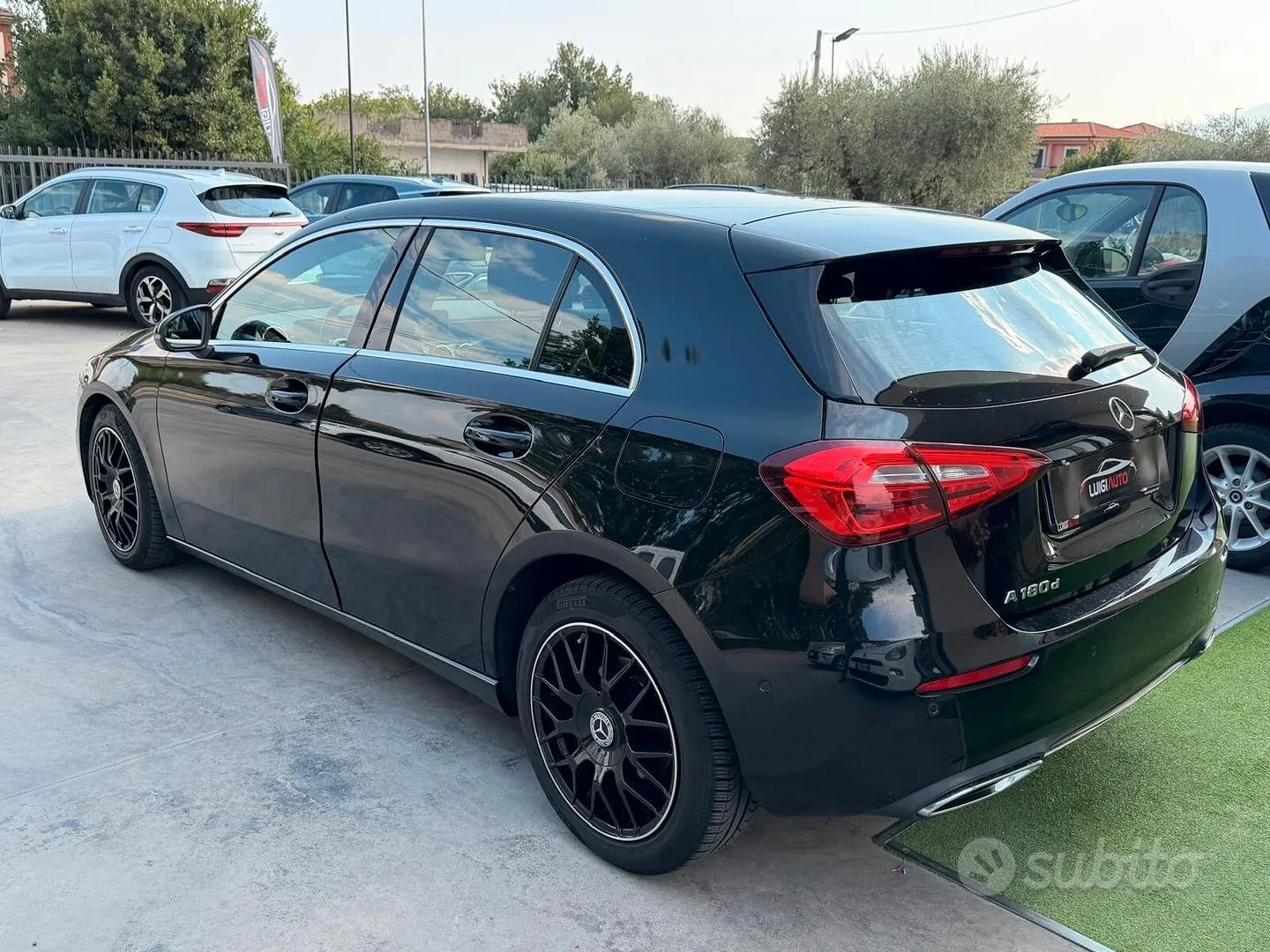 Mercedes-Benz A180D 2018 photo 3