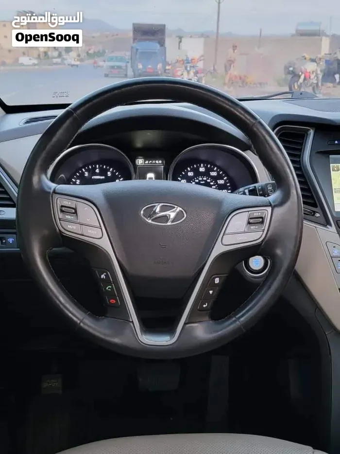 Hyundai Santa Fe 2017 photo 3