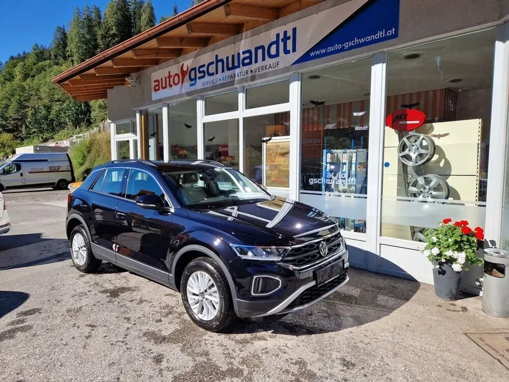 Volkswagen T-Roc Life