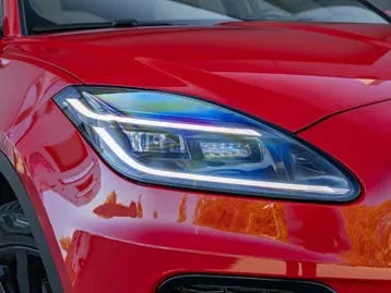 Jaguar E-Pace 2021 photo 2