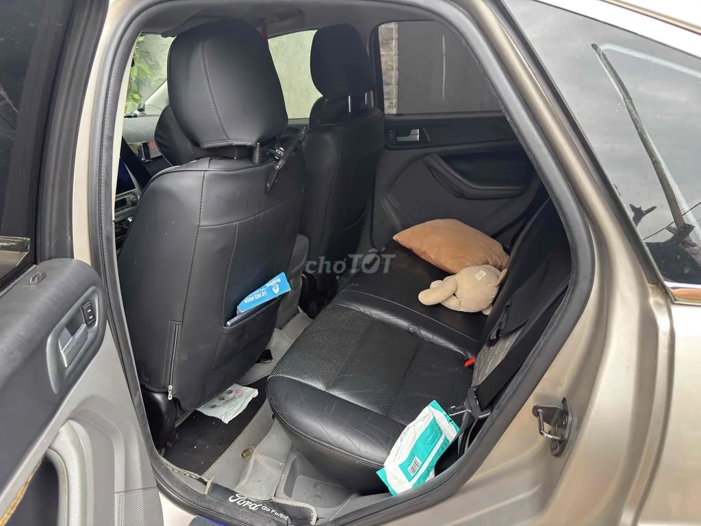 Ford Focus 2010 photo 4