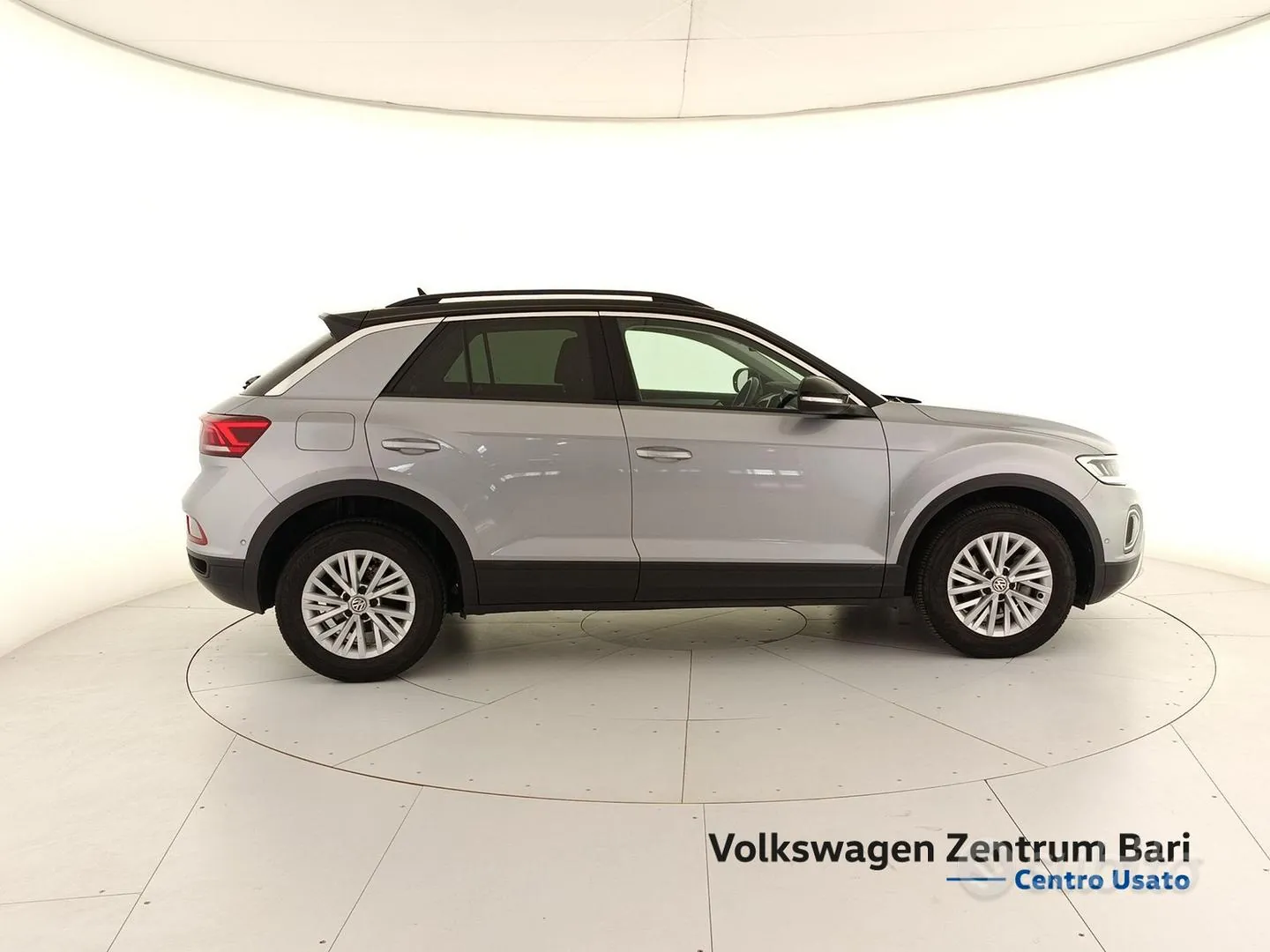 Volkswagen T-Roc 2023 photo 5