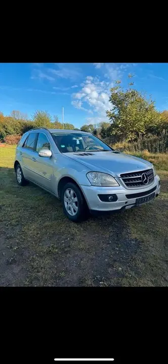 Mercedes-Benz Ml320