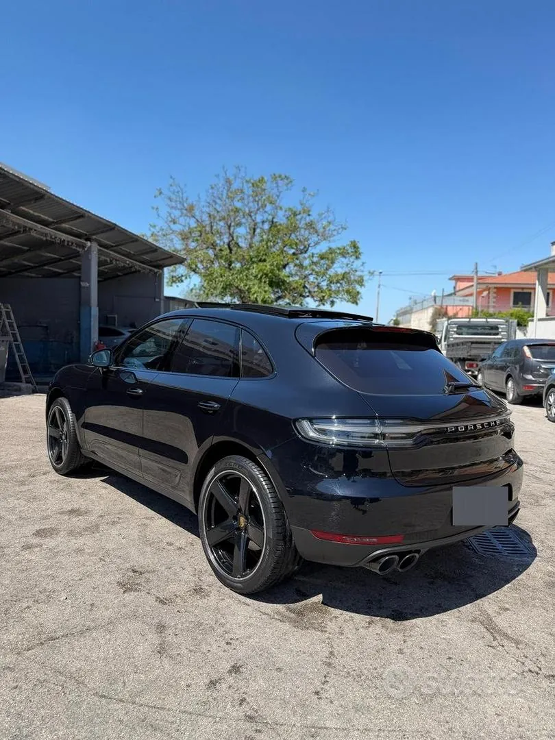 Porsche Macan 2025 photo 2