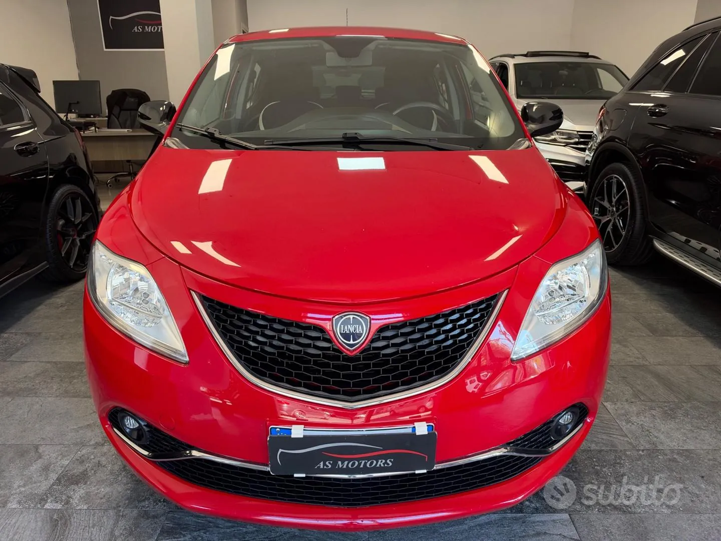 Lancia Ypsilon 2017 photo 2
