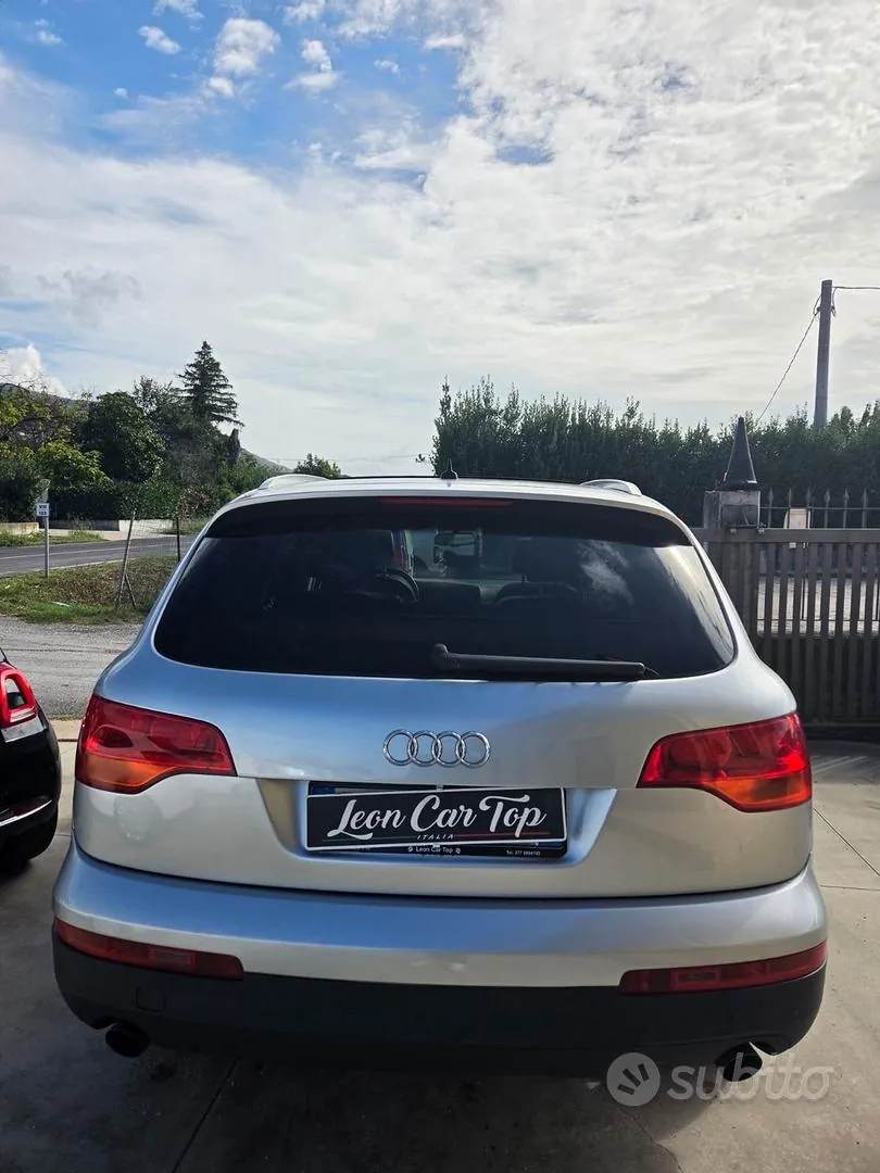 Audi Q7 2006 photo 3