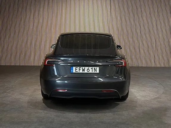Tesla Model 3 2024 photo 5