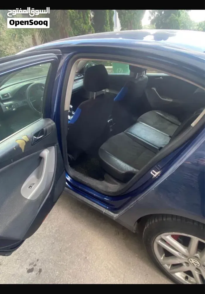 Volkswagen Passat 2010 photo 2