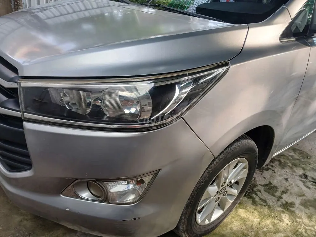Toyota Innova 2017 photo 2