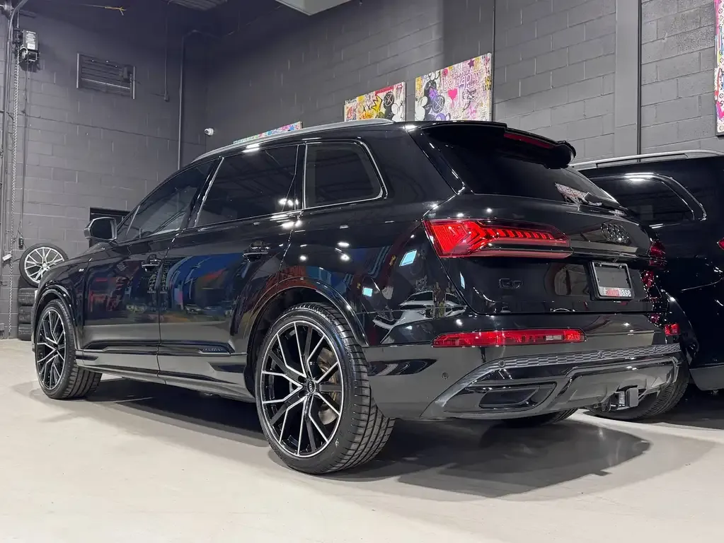Audi Q7 2023 photo 4