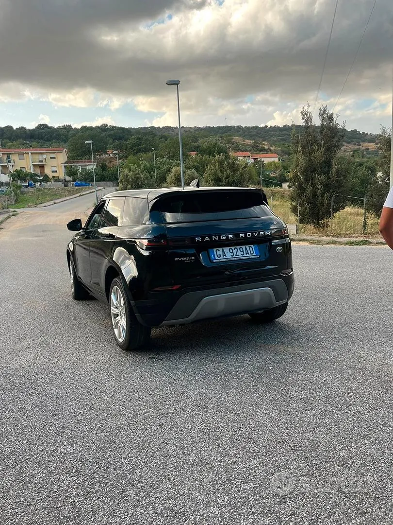 Land Rover Evoque 2020 photo 4