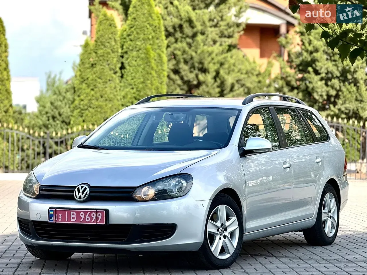Volkswagen Golf 2011 photo 3