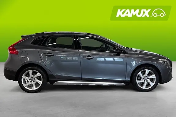 Volvo V40 Cross Country 2013 photo 2