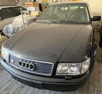 Audi 100