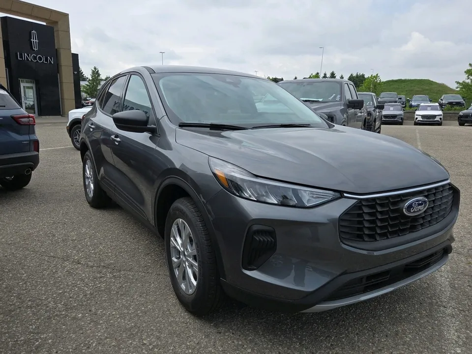 Ford Escape 2025 photo 3
