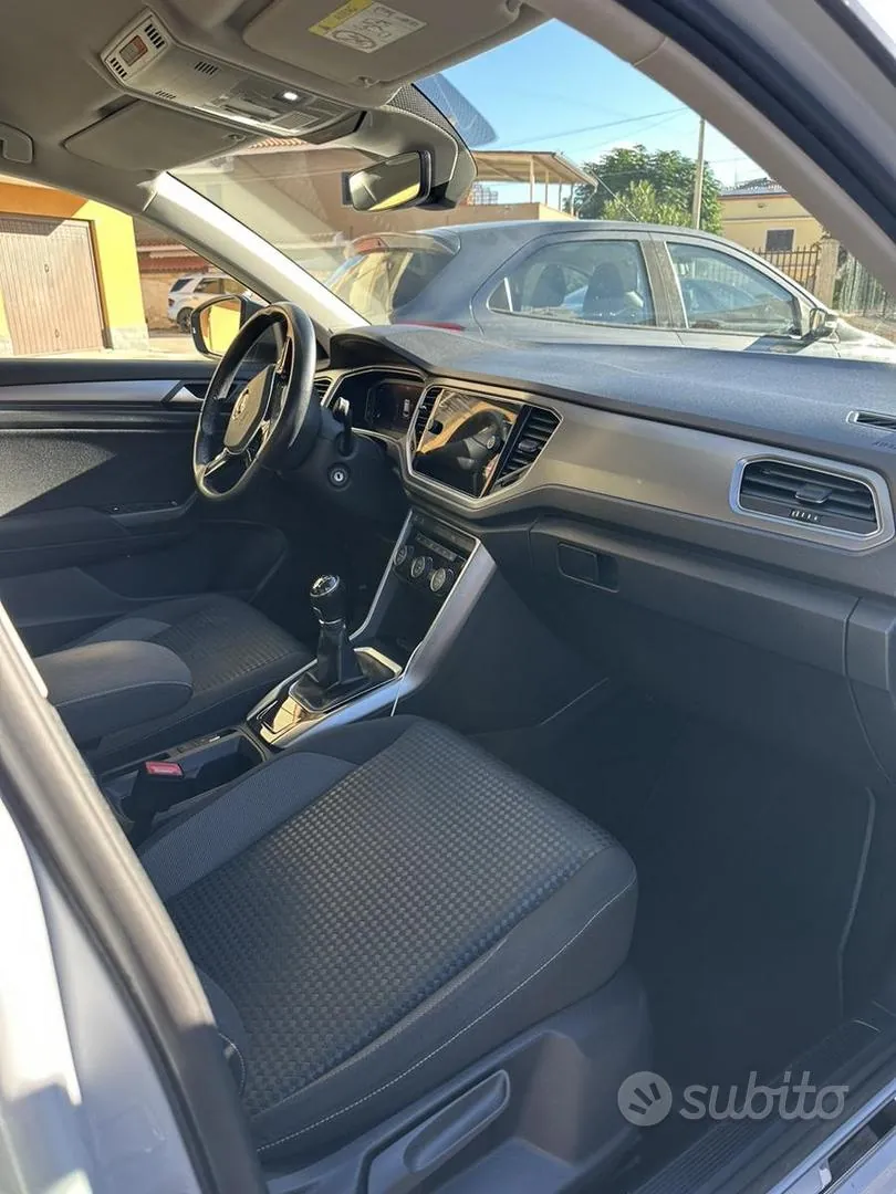 Volkswagen T-Roc 2022 photo 5