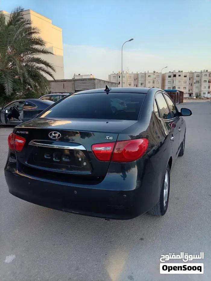 Hyundai Avante 2010 photo 3