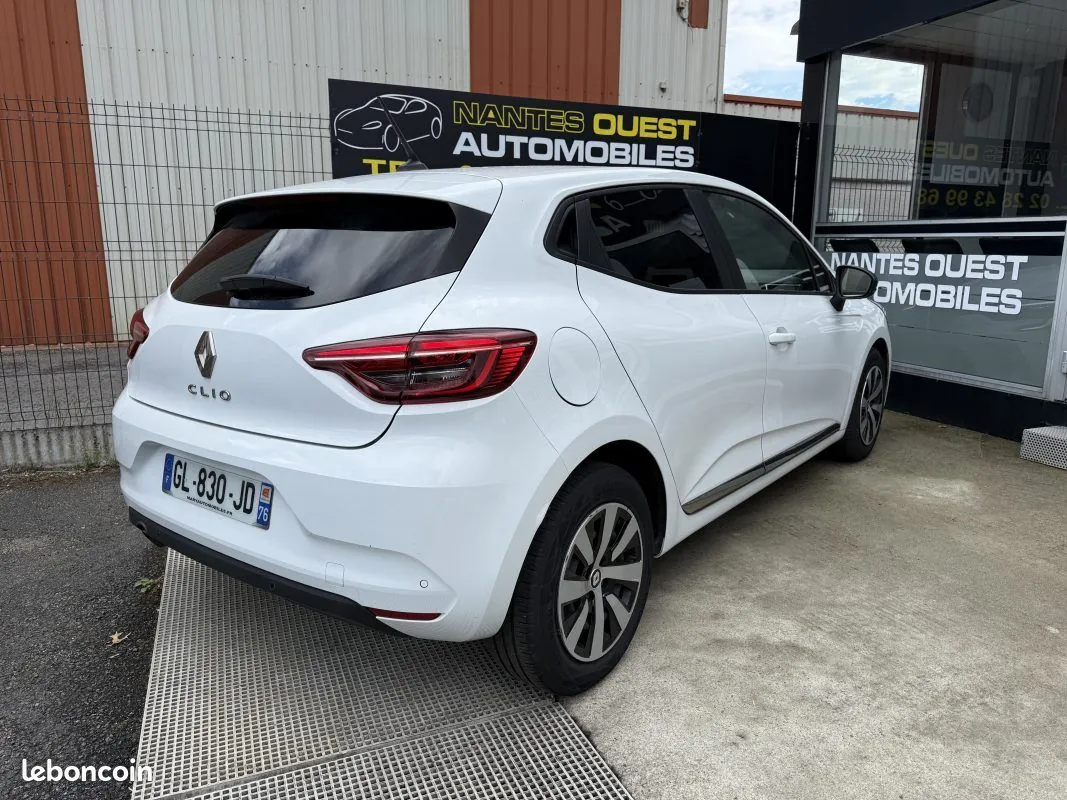 Renault Clio 2022 photo 5