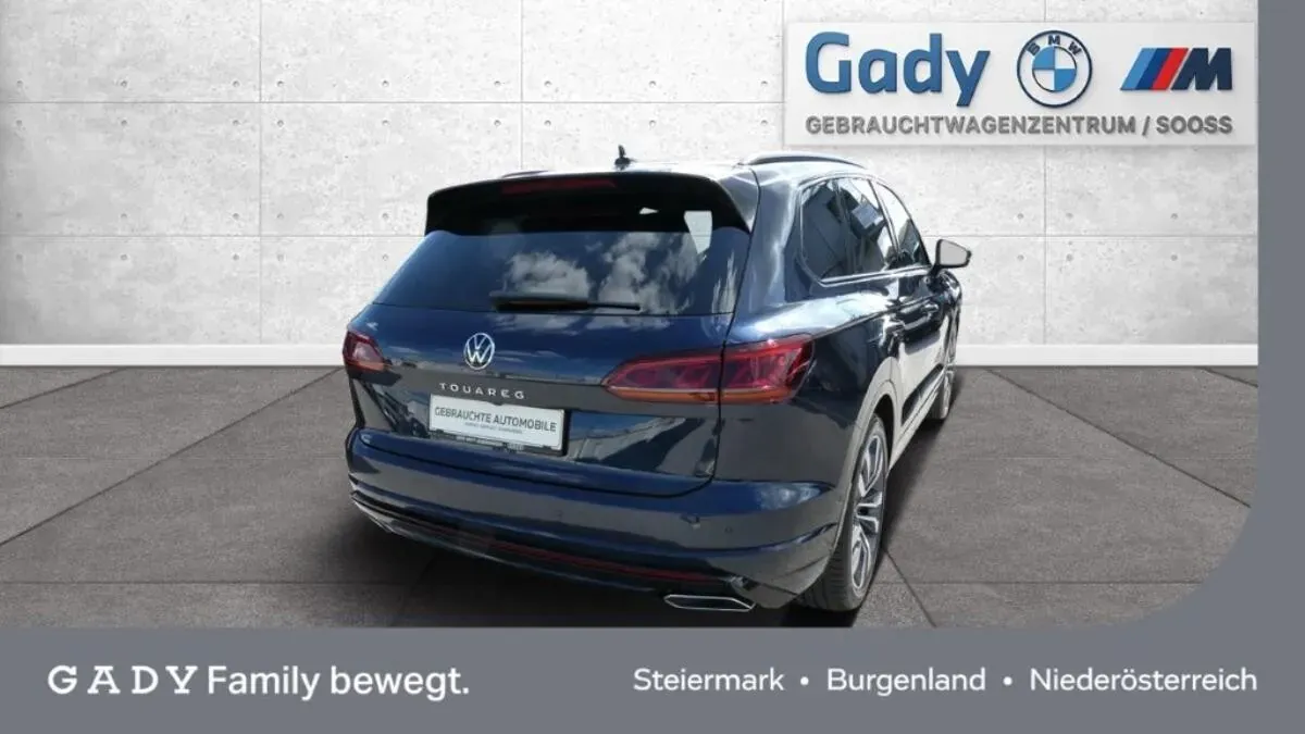 Volkswagen Touareg 2023 photo 3