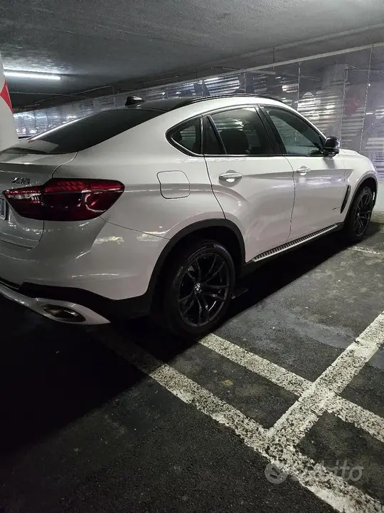 BMW X6 2015 photo 2