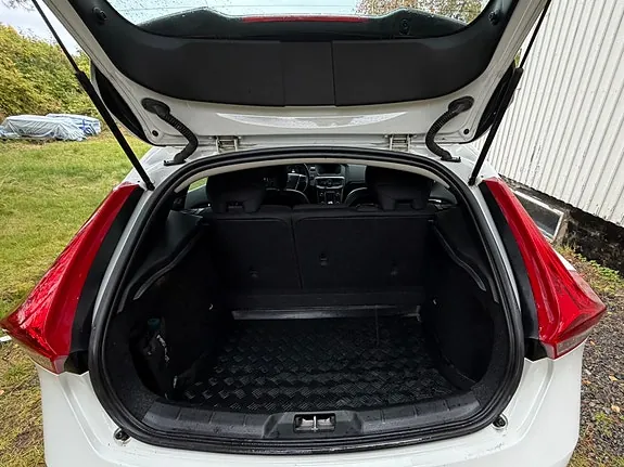 Volvo V40 2015 photo 5