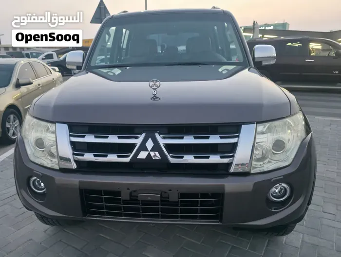 Mitsubishi Pajero 2014 photo 4