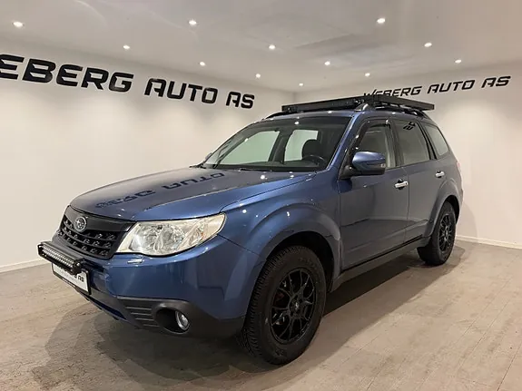 Subaru Forester 2011 photo 2