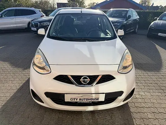 Nissan Micra 2013 photo 4