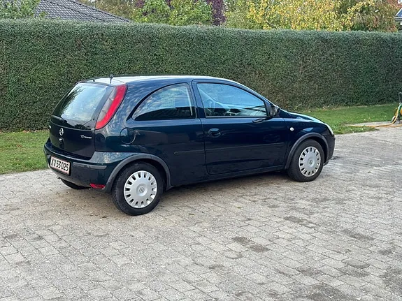 Opel Corsa 2005 photo 3