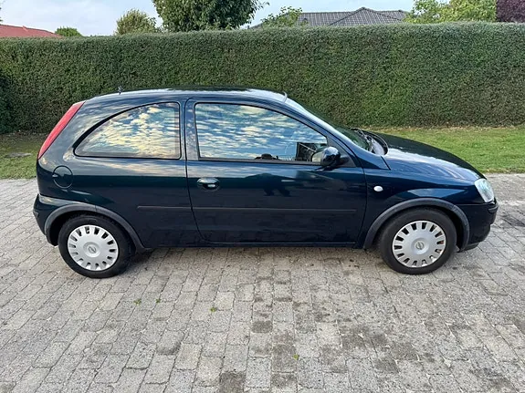Opel Corsa 2005 photo 2