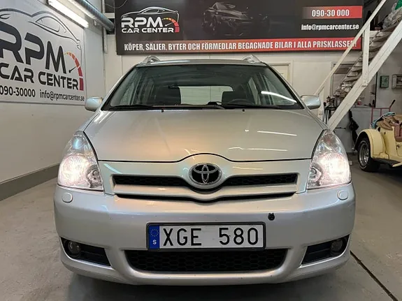 Toyota Corolla Verso 2005 photo 4