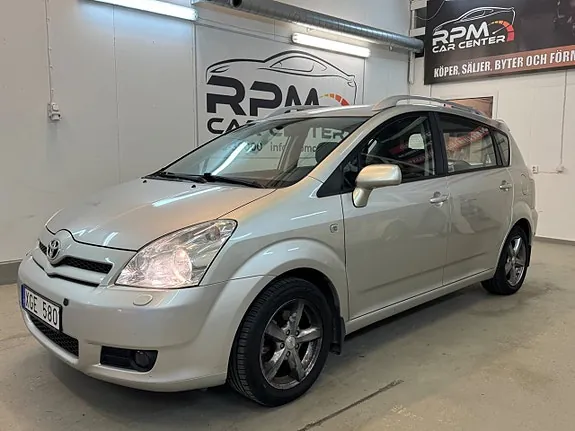 Toyota Corolla Verso 2005 photo 2