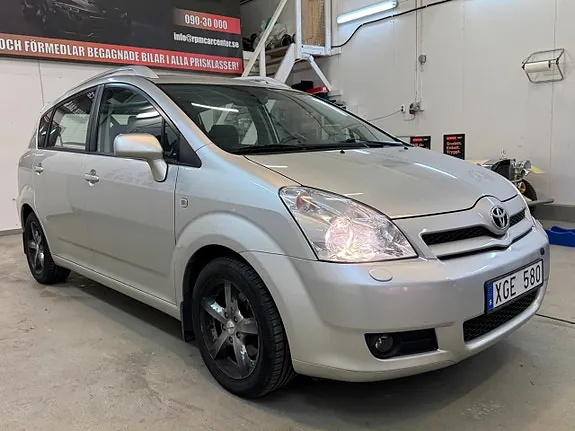 Toyota Corolla Verso 2005 photo 3