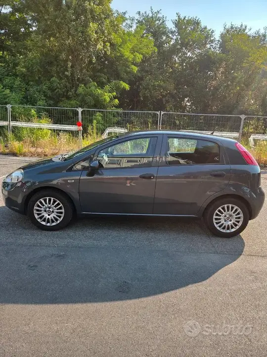 Fiat Punto 2015 photo 3